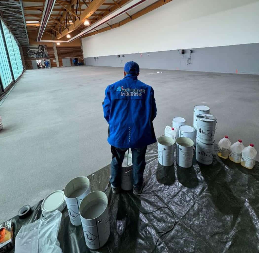 Démarrage des travaux - Procédure de pose d'un revêtement technique de sol en résine pour industriels et professionnels - Résine Industrie